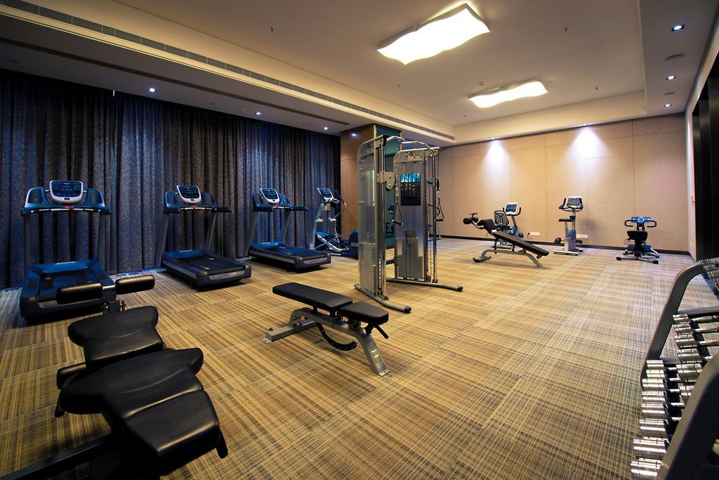 C Plaza Hotel Yuzhong Ngoại thất bức ảnh
