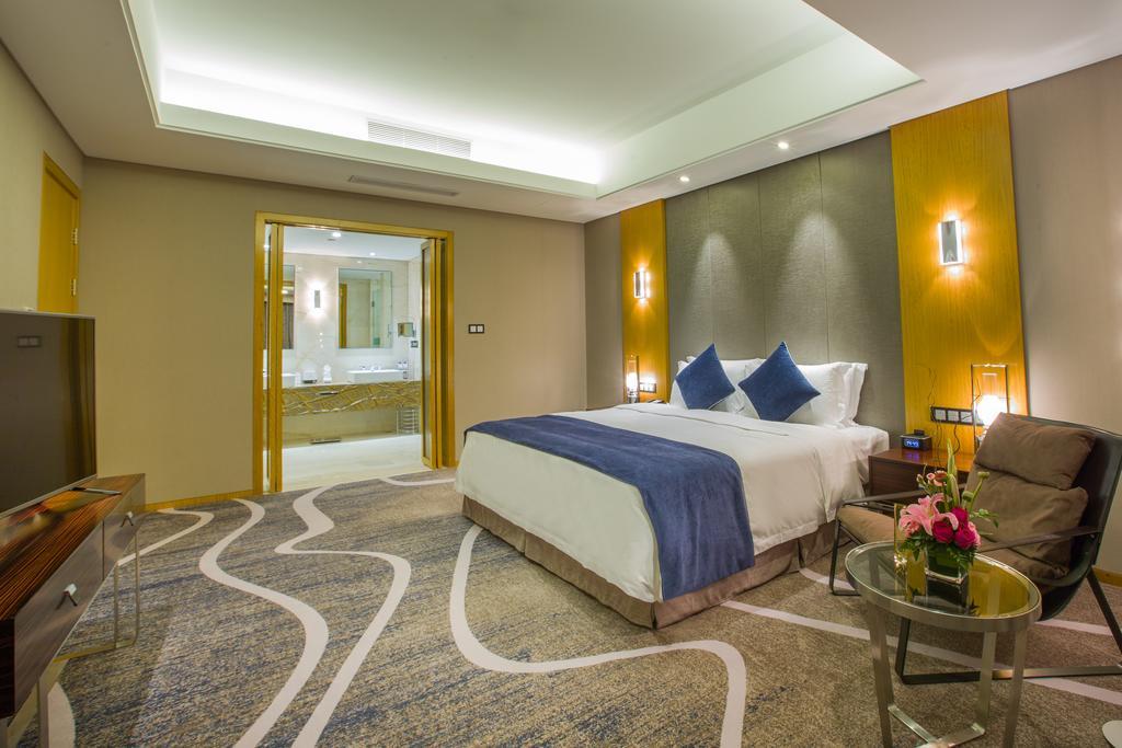 C Plaza Hotel Yuzhong Phòng bức ảnh