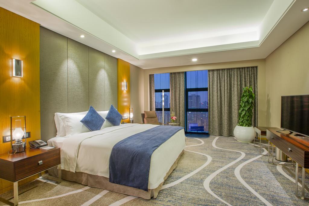C Plaza Hotel Yuzhong Phòng bức ảnh