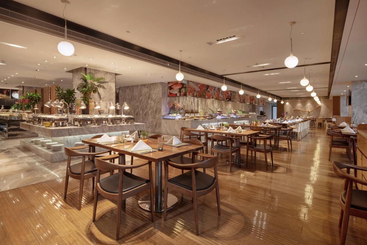 C Plaza Hotel Yuzhong Ngoại thất bức ảnh