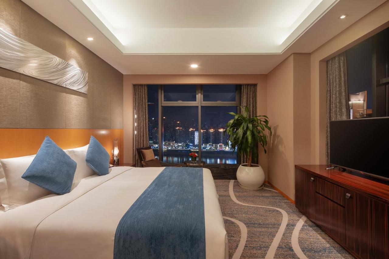 C Plaza Hotel Yuzhong Ngoại thất bức ảnh